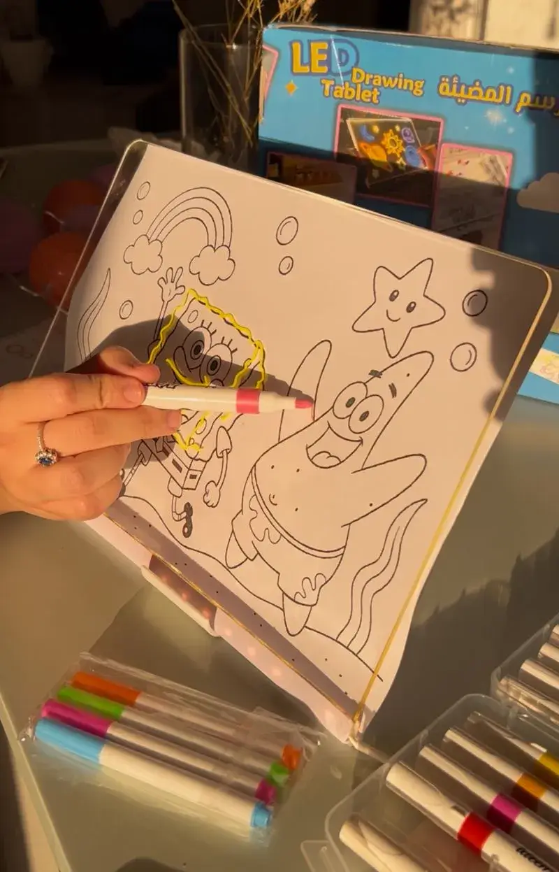 لوحة الرسم والكتابة المضيئة للأطفال - الصورة 6